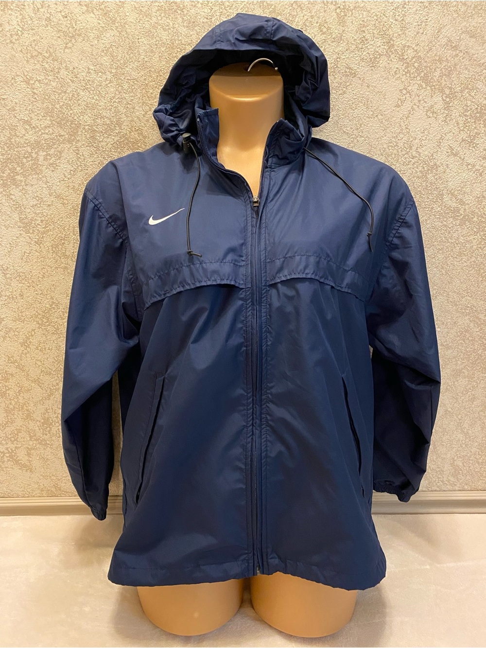 Nike Men's Navy Hooded Windbreaker with White Swoosh